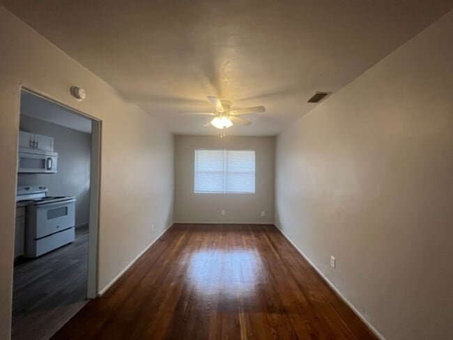 Photo - 3119 Belden Cir Unidad 4