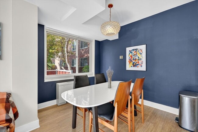 Dining Room - 4000 Tunlaw Rd NW Unit 116