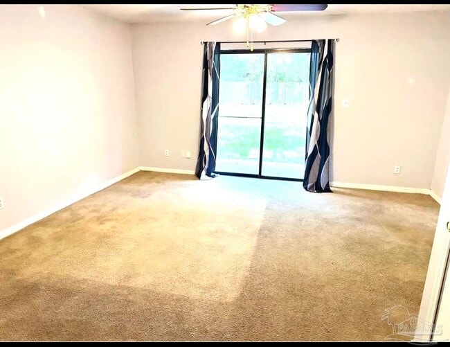 Building Photo - 8136 Stonebrook Dr Rental