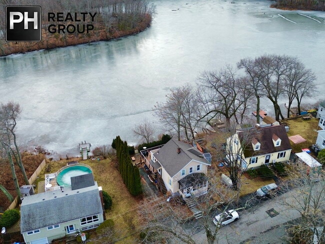 Photo - 157 Riverview Ave