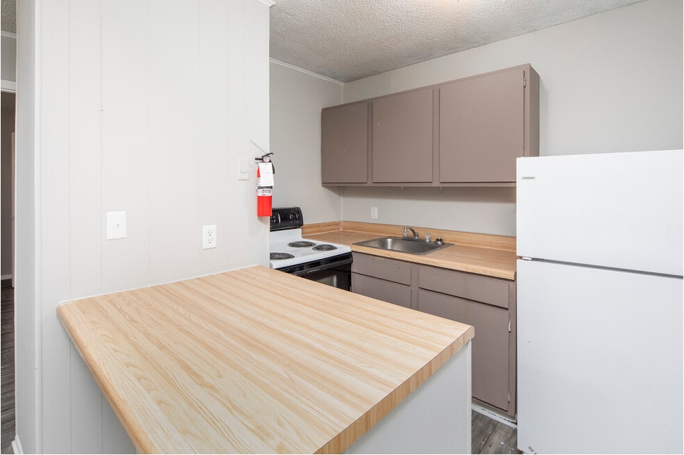 Photo - Oakdale Apartments