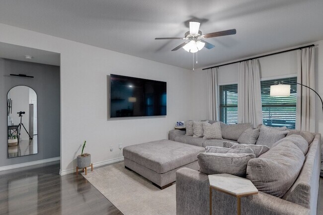 Photo - 1009 Branding Iron Ln