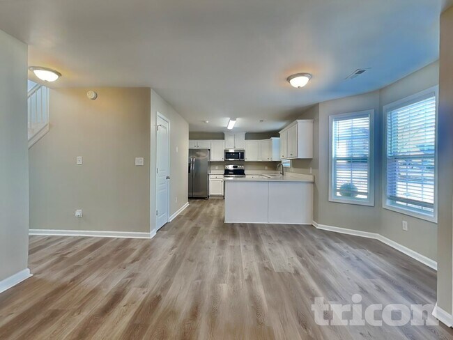 Photo - 800 Betsy Ross Trail