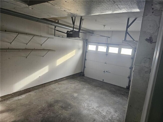 Photo - 37 Lawton Brook Ln