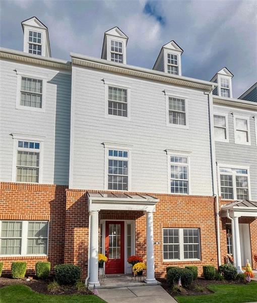 Photo - 110 3rd St