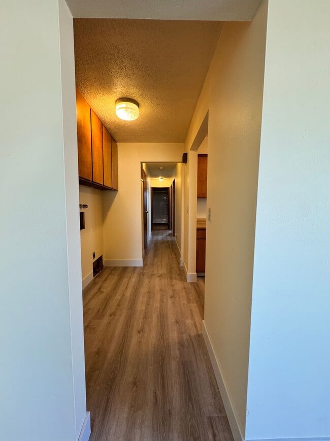 Photo - d1606 Unit 1