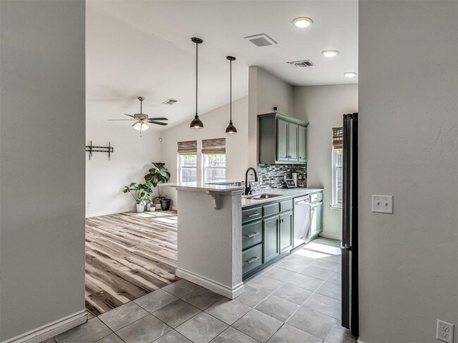 Photo - 15120 Nightshade Dr