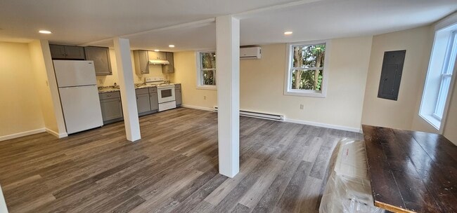 Photo - 13 Pleasant St