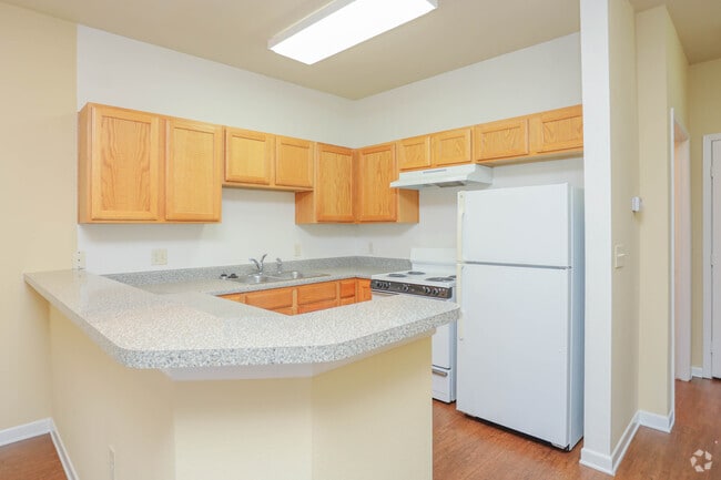 1BR, 1BA - 700SF - Glade Corners - Independent Living