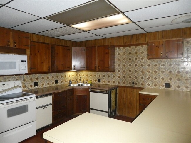 Photo - 13 N Main St Unit 1