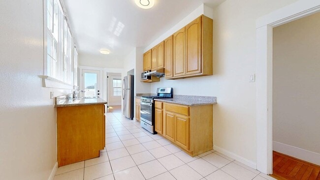 Photo - 1608 Balboa St