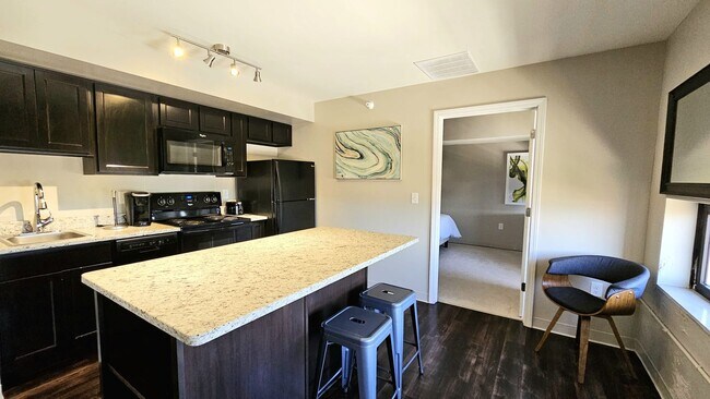 5&15 Apartments