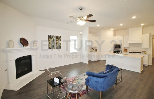 Photo - Stunning 4/3/2 in Heath For Rent!