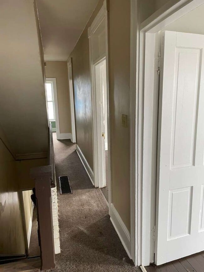 Photo - 436 Crawford Ave