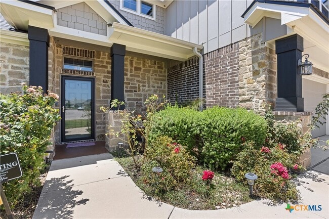 Photo - 1326 Carnaby Dr