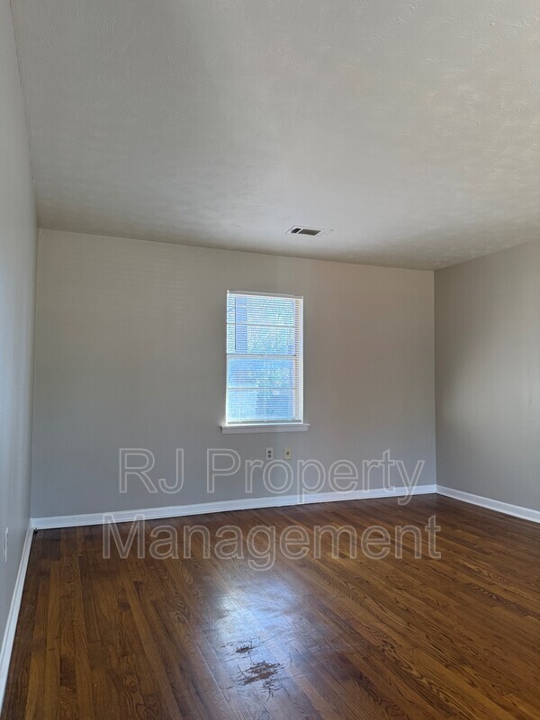 Photo - 3008 Sienna Rd