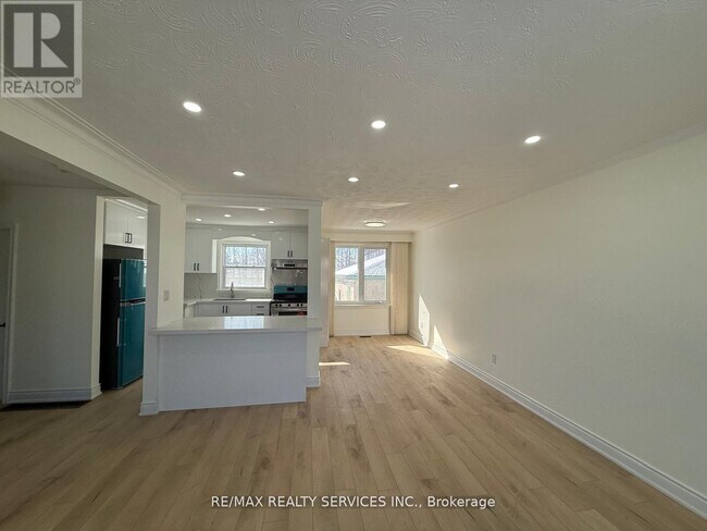 Photo - 234 Morden Rd