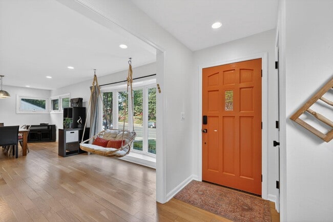 Photo - 2015 N Woodstock St
