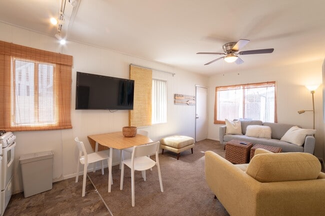 Photo - 612 Bayview Dr