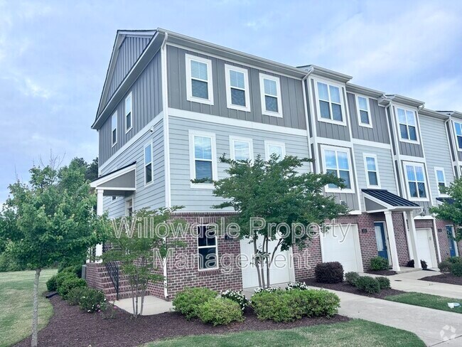 Building Photo - 416 Skymont Dr Rental