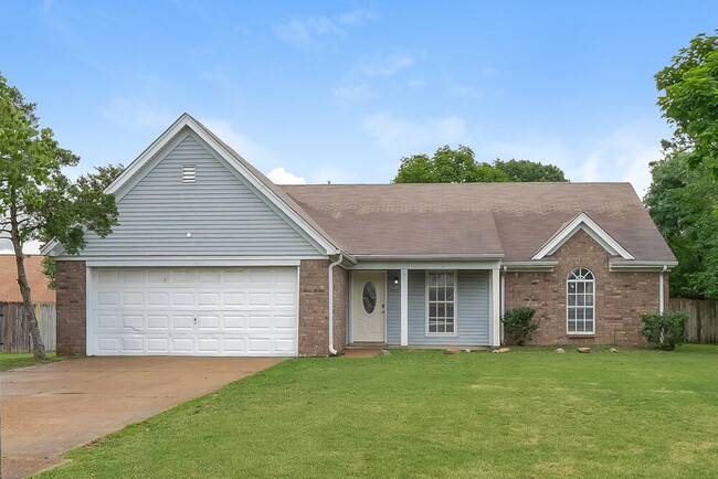 Building Photo - 7202 Brenwood Dr