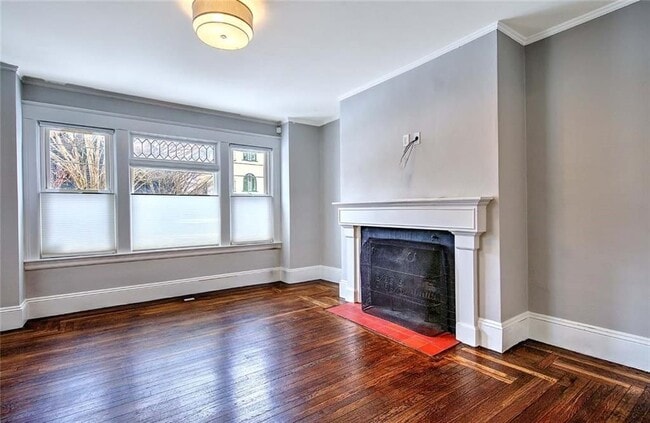 Photo - 118 Everett Ave