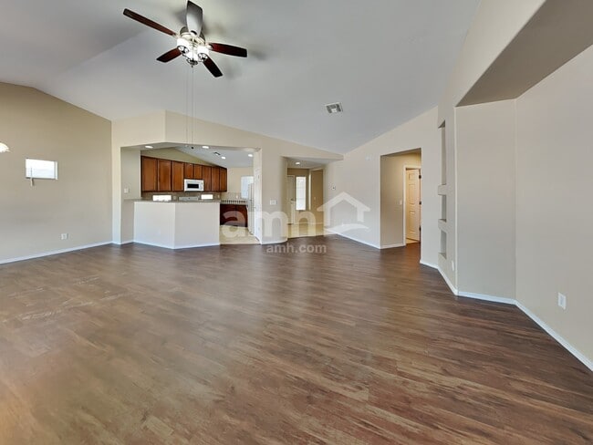 Photo - 11369 W Lincoln St