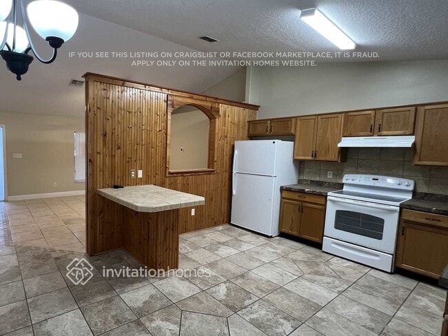 Photo - 423 Woodview Dr