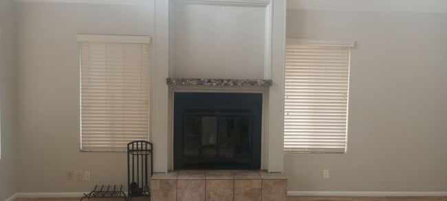 Photo - Charming Home Near the Prescott Square
