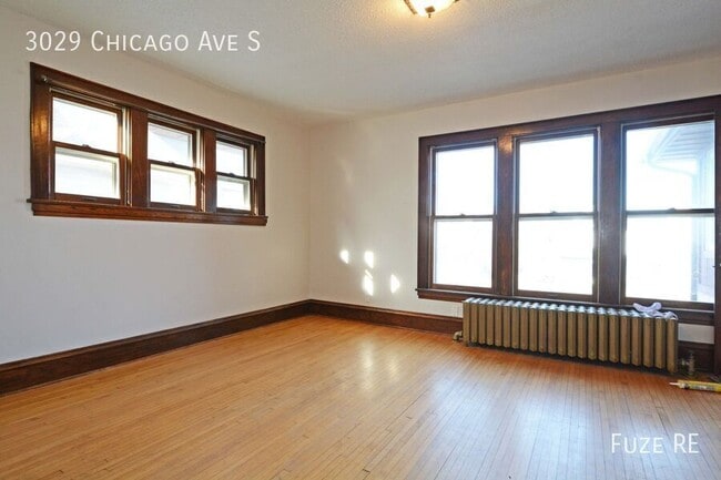 Photo - 3029 Chicago Ave