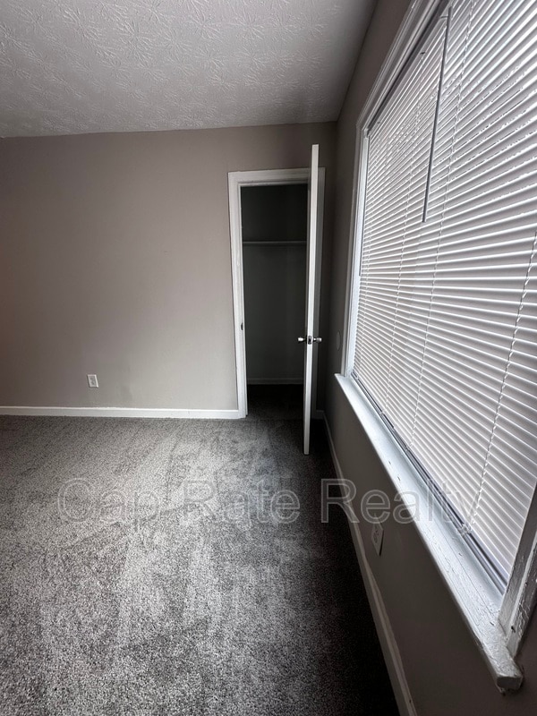 2359 McGuffey Rd