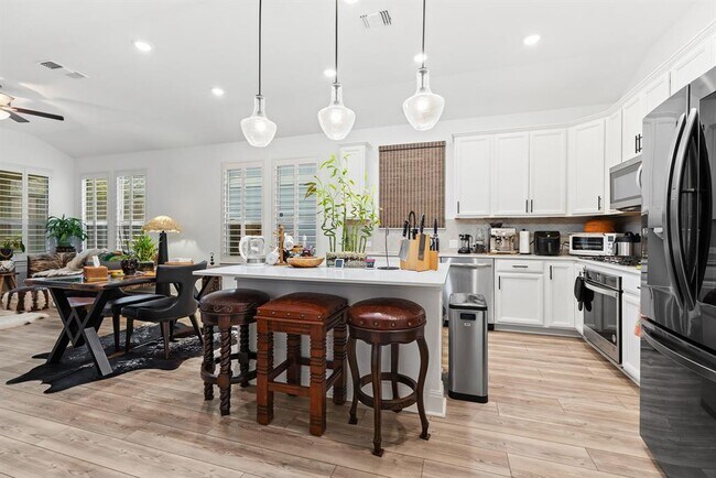 Photo - 513 Georgia Lace Trail