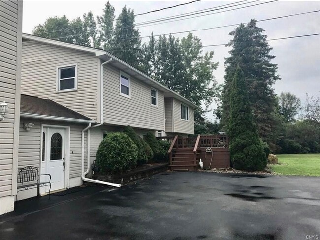 Building Photo - 7776 Thompson Rd Unit Upper