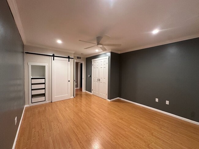 Photo - 6600 Warner Ave