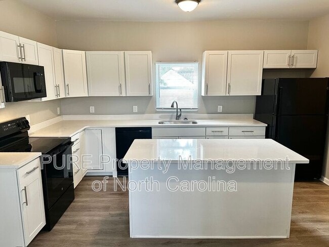 Photo - 215 Cotton Grove Rd