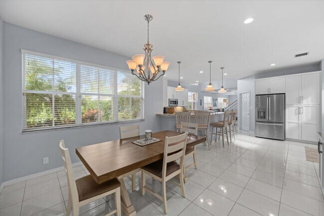 Photo - 2104 Country Golf Dr