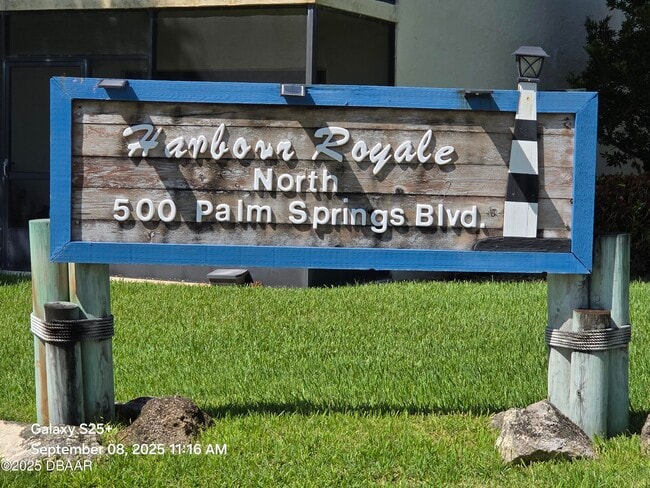 Building Photo - 500 Palm Springs Blvd Unit 407