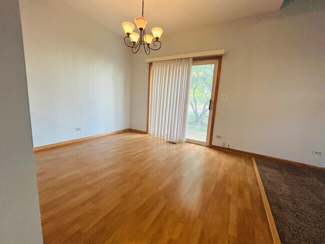 Photo - 130 Cammeron Ct