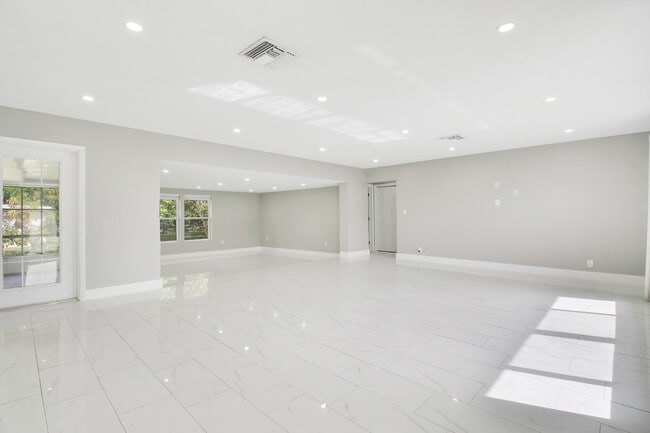 Photo - 1231 SW 32nd St