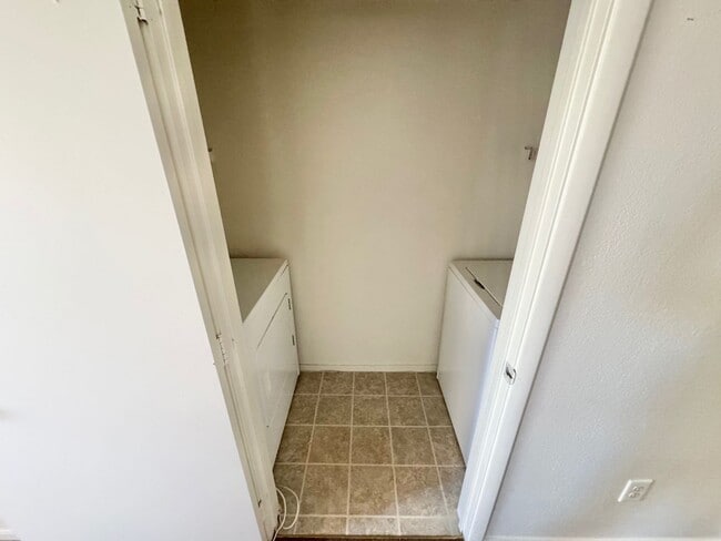 Photo - Lovely 2 Bedroom/2 Bath Condo in gated community