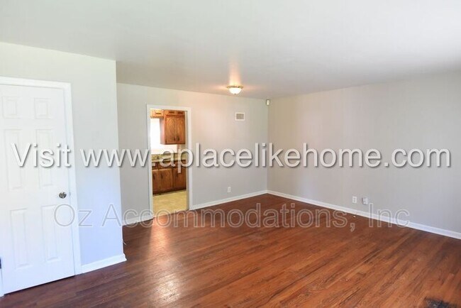 Photo - 8918 E 74th St