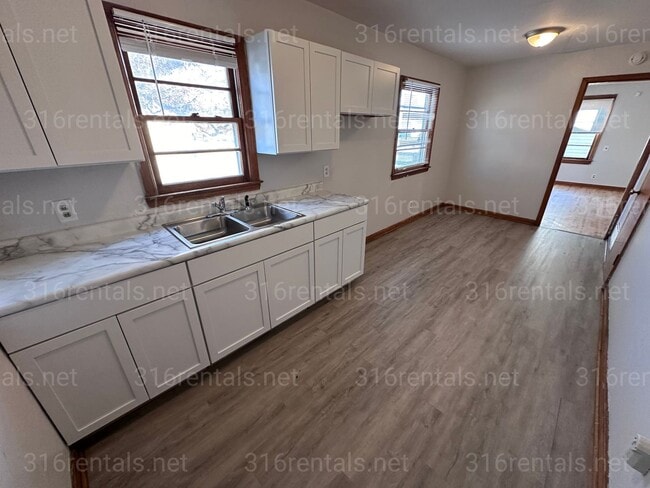 Photo - $895 - 2 bed 1 bath - Single Family Home *COMING SOON*