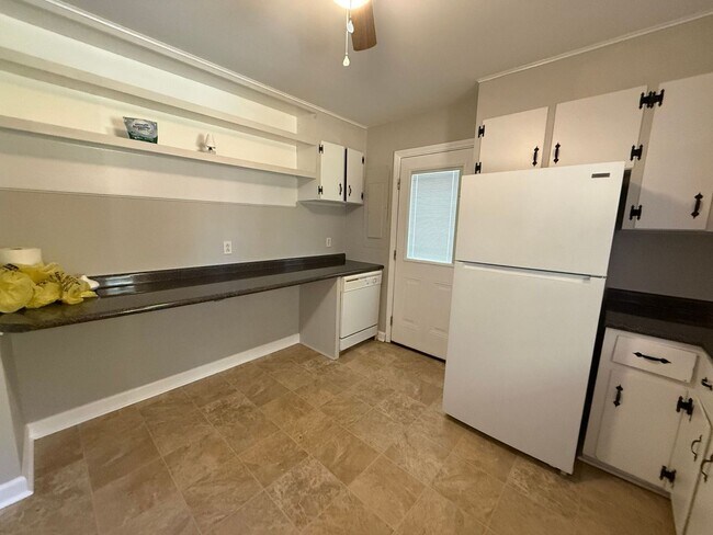 Photo - 3 bedroom, 2 bath House