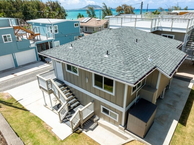 Photo - 4 bedroom 2 bath home, approx 1500 sq ft. with 4 car parking.