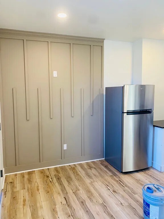 Photo - 11 E Walnut St