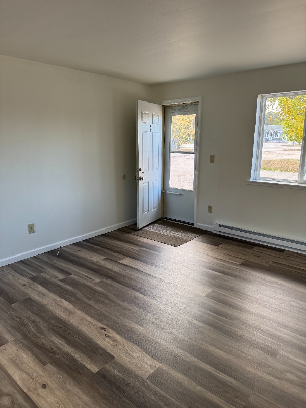 Photo - 3850 N Shore Dr Unit 4