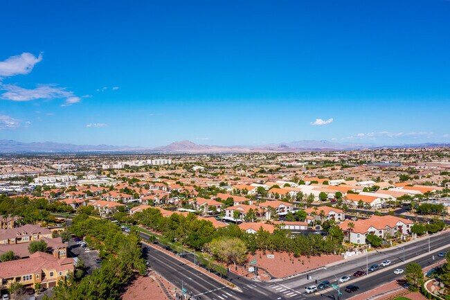 Photo - Horizons at Seven Hills