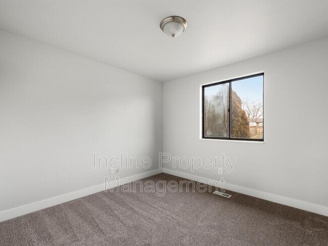 Photo - 1117 N 980 W St