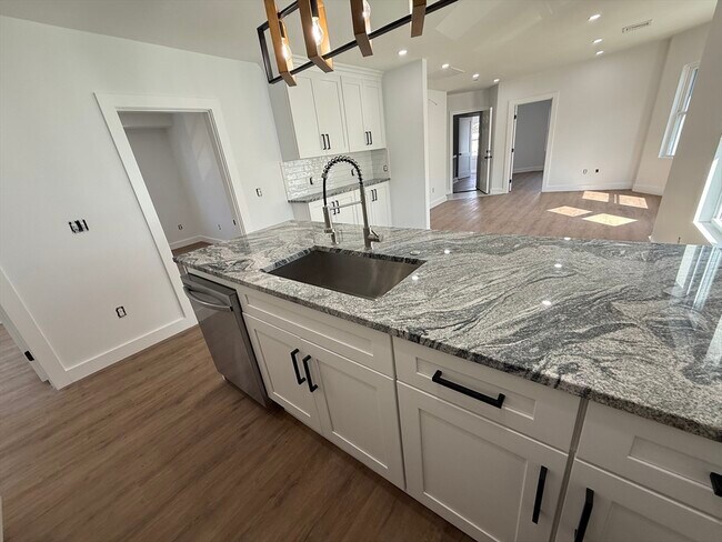 Photo - 94-96-96 Francis St Unit 3