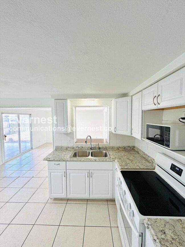 Photo - 3749 Beechwood Dr